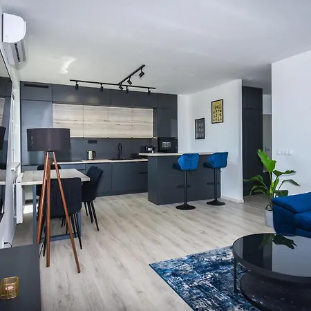 Modern 2bdrm - Airport Apartment Bratislava