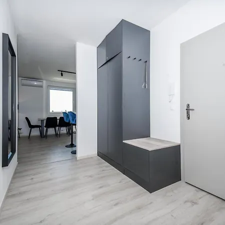 Apartment Modern 2bdrm - Airport Bratislava