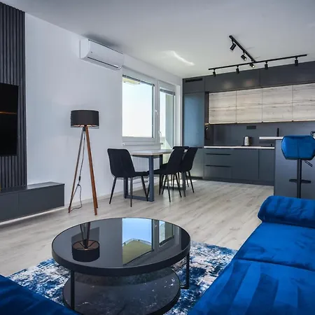 Modern 2bdrm - Airport Апартаменты
