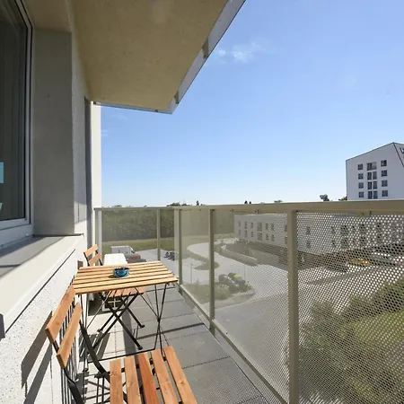 Appartamento Modern 2bdrm - Airport
